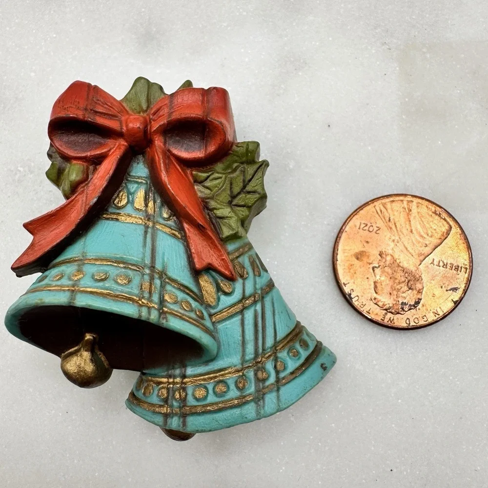Vintage Christmas Bells‎ Brooch Red Bow Holly Holiday Pin Blue Bell Vintage